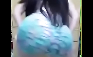 Shaking her hot ass